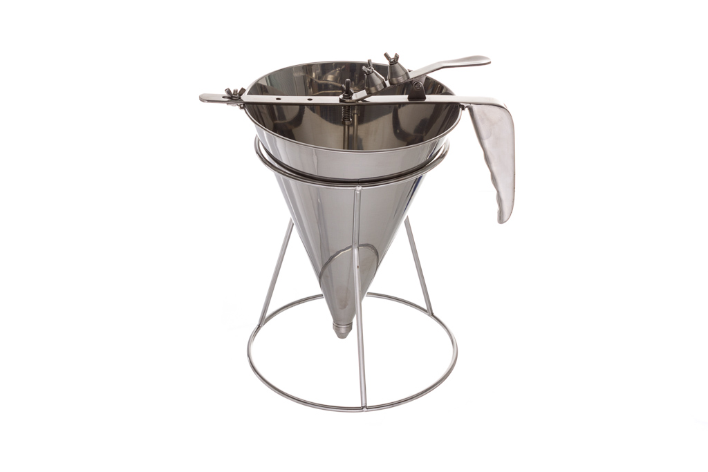 FUNIL CONFEITARIA INOX �18x24CM+SUPORTE INOX �18.5x20.5CM   