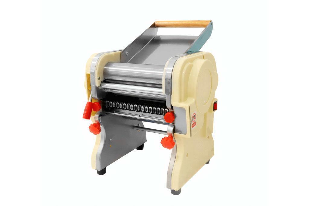 M�QUINA ELETRICA P/ESTENDER MASSA C/20CM 370W               